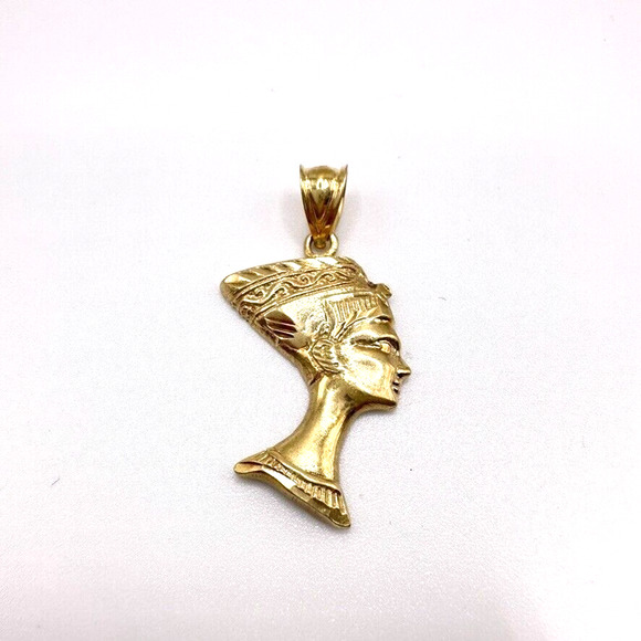 10k yellow Gold tiny Egyptian queen Nefertiti head Pendant 1.5